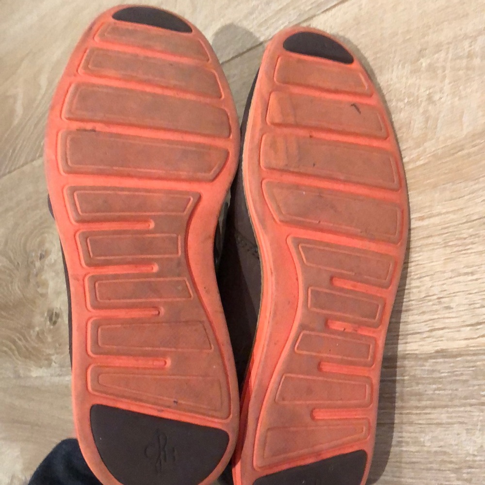 Cole Haan - Picture 3 of 3